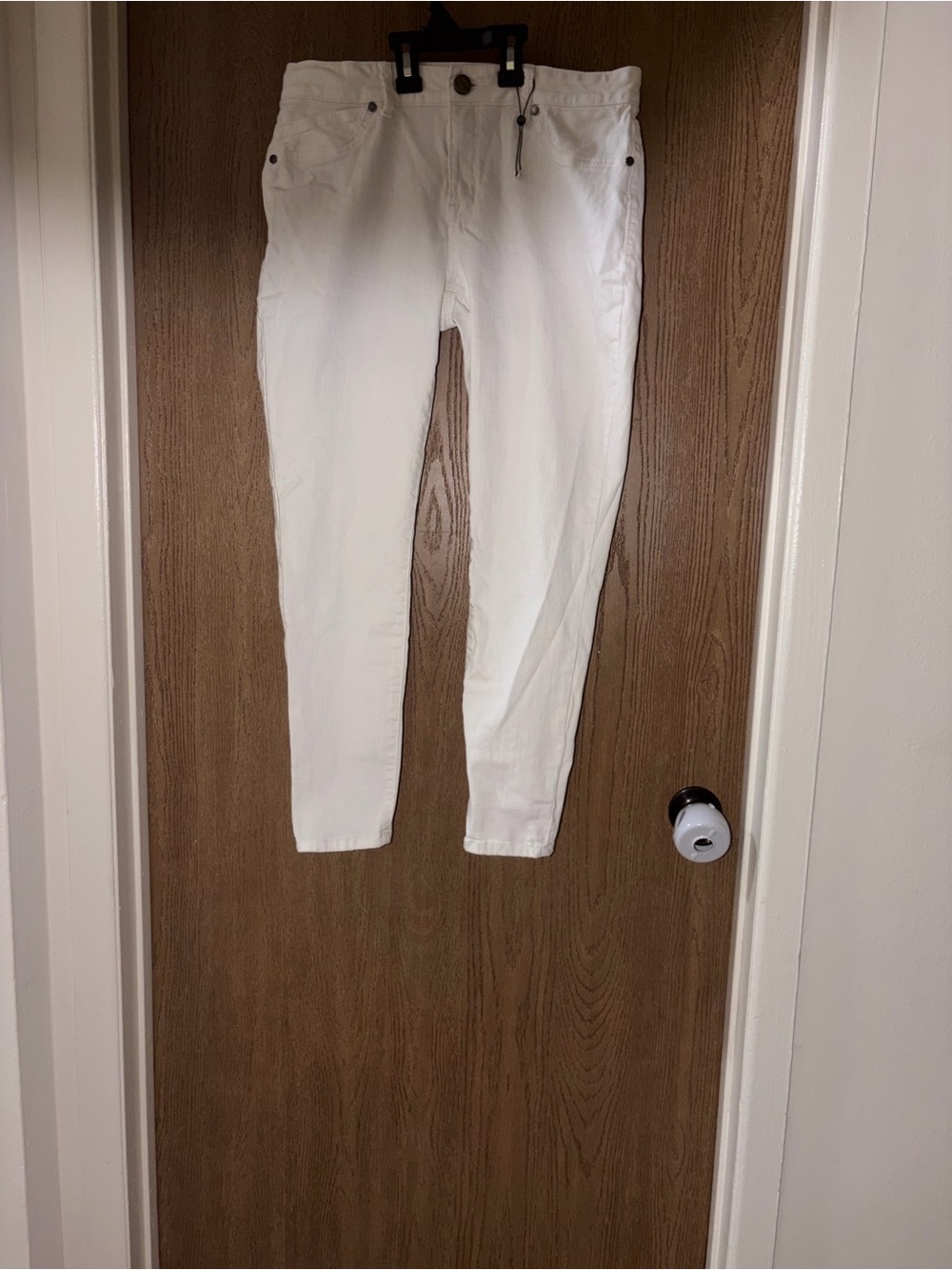1822 Denim Women’s White Skinny Jeans